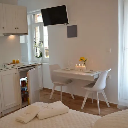 Agapi Apartment *